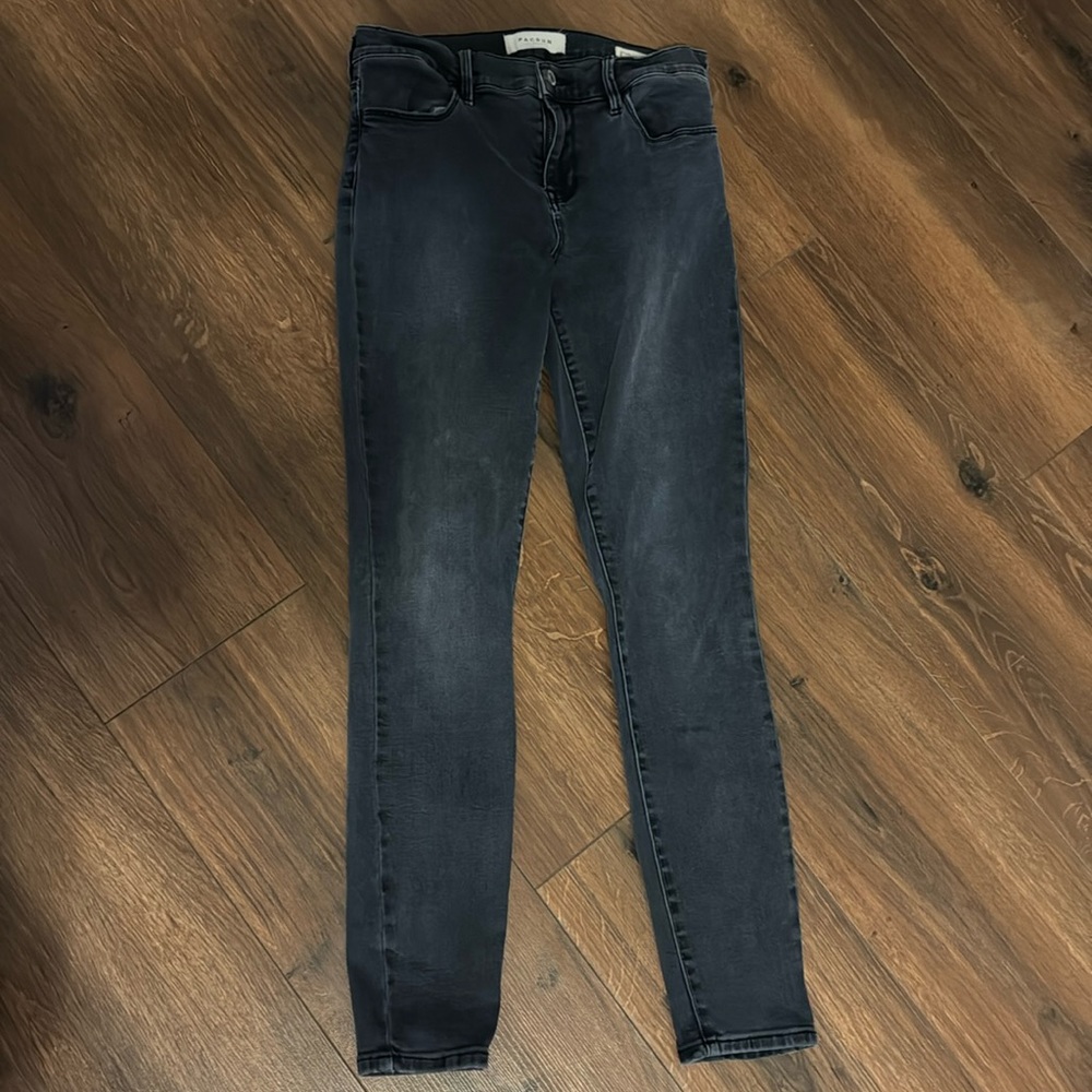 Dark wash grey Jean